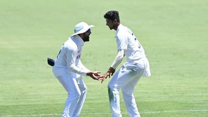 ദ്രാവിഡിന്റെ റെക്കോര്ഡിന് ഒപ്പമെത്തി രോഹിത് ശര്മ്മ; സംഭവം ഫീല്ഡിംഗില്!