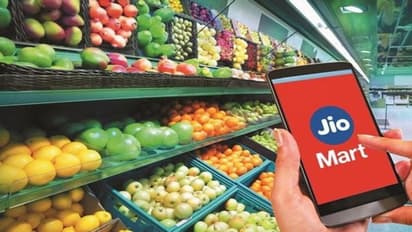 കൂടുതൽ സ്മാർട്ടാകാൻ ജിയോമാർട്ട് ; അര മണിക്കൂറിനുള്ളിൽ സാധനം വീട്ടിലെത്തും