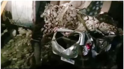 മഞ്ഞുവീഴ്ചയില് കാഴ്ച മറഞ്ഞു; വിവാഹപ്പാര്ട്ടി സഞ്ചരിച്ച വാന് വാഹനങ്ങളുമായി കൂട്ടിയിടിച്ച് 13 മരണം