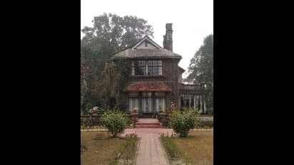 দার্জিলিং বা সিকিমের কোলাহল নয় এবার পাহাড়ে ঠিকানা হোক কালিম্পং-এর ভূত বাংলো