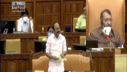 അടിയന്തിര പ്രമേയം: സിഎജി വിമർശനം കടമെടുപ്പിനെതിരെ, ധനമന്ത്രി കള്ളം പറയുന്നു: വിഡി സതീശൻ