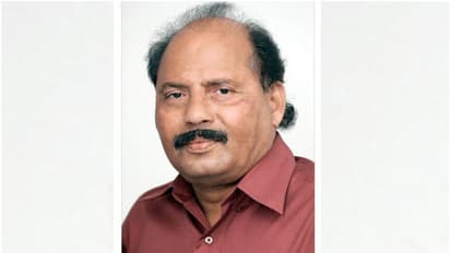 മുതിര്‍ന്ന പ്രവാസി മാധ്യമപ്രവര്‍ത്തകന്‍ മോഹന്‍ വടയാര്‍ അന്തരിച്ചു