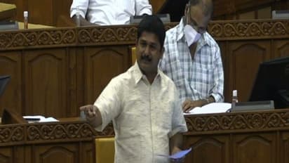 'ബിജെപി-യുഡിഎഫ് സംയുക്ത പ്രമേയം'; സ്പീക്കർ നിരപരാധി, ലോറിയും കുരുക്കും എവിടെയെന്നും സ്വരാജ്