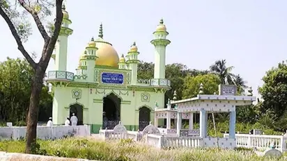 पं बंगाल: एक सूफी मजार प्रमुख ने ममता के लिए खड़ी कर दी मुश्किल, सीधे 90 सीटों को करेगा प्रभावित