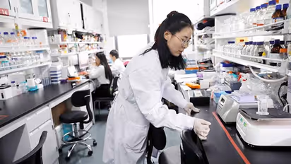 अब चीन में बूढ़ा नहीं होगा कोई इंसान, दुनिया को मौत बांट देश ने बनाया जवानी वाला टॉनिक