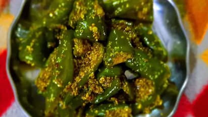 सिर्फ 5 मिनट में तैयार हो जाता है हरी मिर्च का ये झटपट अचार, महीनों बरनी में नहीं होता खराब