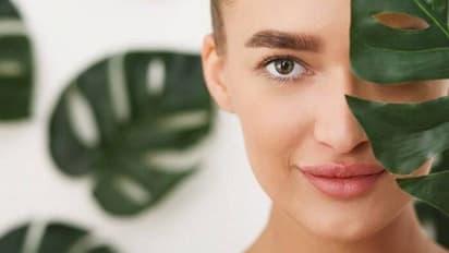 തിളക്കമുള്ള ചര്മ്മം വേണോ? ഈ ഭക്ഷണങ്ങള് ഡയറ്റില് ഉള്പ്പെടുത്താം...