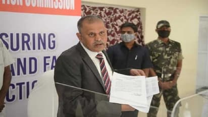 మున్నిపల్ ఎన్నికల్లో నామినేషన్ల విత్డ్రా: నిమ్మగడ్డ కీలక ఆదేశాలు