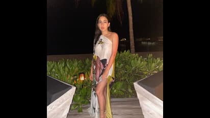 മാലിദ്വീപില്‍ ആഘോഷിച്ച് സാറാ അലി ഖാൻ- ഫോട്ടോകള്‍