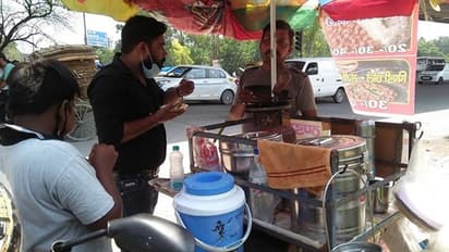 How Deepak, a snack seller, sustained himself during lockdown and earns good profits now