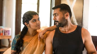 வேஷ்டி சட்டையில்... கையில் வாள் பிடித்து வீரநடை போடும் சூர்யா..! வைரலாகும் வெறித்தனமான புகைப்படம்!