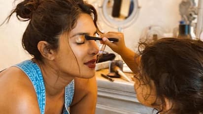 ಸ್ಕಿನ್‌ ಲೈಟ್ನಿಂಗ್‌ ಆ್ಯಡ್ ಮಾಡಿದ್ದಕ್ಕೆ ಬೇಜಾರಿದೆ: ಪ್ರಿಯಾಂಕಾ ಚೋಪ್ರಾ!