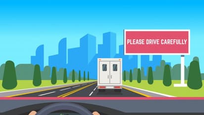 സൂക്ഷിക്കുക, ഓവര്‍ടേക്കിംഗ് മരണത്തിന്‍റെ വായിലേക്ക് ആകരുത്!