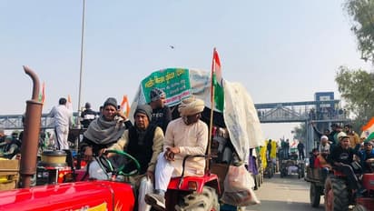 কৃষকদের ১০ লক্ষ টাকা ব্যক্তিগত বন্ডের নোটিশ, উত্তর প্রদেশ সরকারের থেকে জবাব চাইল আদালত