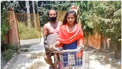 അച്ഛനെ വീട്ടിലെത്തിക്കാനായി 1200 കിലോമീറ്റർ സൈക്കിൾ ചവിട്ടിയ 16 -കാരിക്ക് രാഷ്ട്ര ബാൽ പുരസ്കാരം