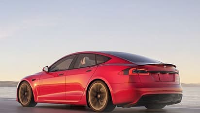 Tesla ने ईवी कार के वसूली एक करोड़ से ज्यादा कीमत, ग्राहक को भेजी दी अधकचरा कार, देखें फिर क्या हुआ