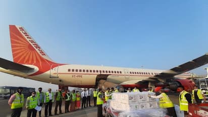 ভ্যাকসিনের মাঠে চিনকে গোল দিচ্ছে মোদীর 'প্রতিবেশি প্রথম' নীতি, টিকা গেল শ্রীলঙ্কা-বাহারিন