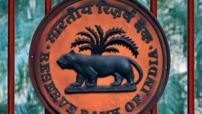 India’s foreign exchange reserves jump by around $1.091 billion to $585.334 billion