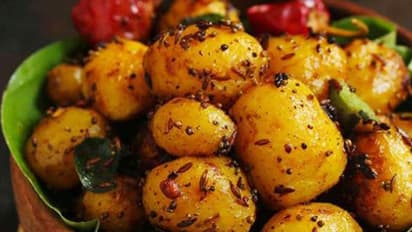 क्या आप भी खाते हैं रात का बचा अगले दिन खाना, अगर 'हां' तो जाइए सावधान, भुगतना पड़ सकता है महंगा