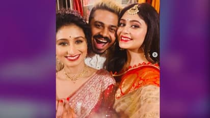 বিয়ের পিঁড়িতে বসলেন চিত্রাঙ্গদা, আদুরে শুভেচ্ছায় ভরিয়ে দিলেন ঋতাভরী