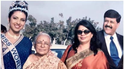 ലോക സുന്ദരിപ്പട്ടം നേടിയ പ്രിയങ്ക ചോപ്ര, മാതാപിതാക്കള്‍ക്കൊപ്പമുള്ള അപൂര്‍വ ചിത്രം ചര്‍ച്ചയാകുന്നു