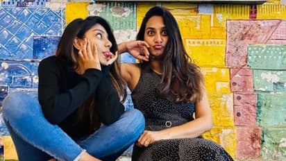 డబ్బుల కోసం అమ్మ పరువు తీస్తారా... నటి సురేఖావాణి కూతురు సంచలన పోస్ట్!