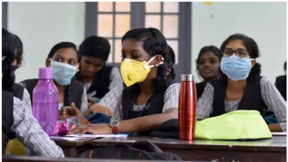 എസ്.എസ്.എല്.സി പരീക്ഷ മാര്ച്ച് 17 മുതല് 30 വരെ; വിശദമായ ടൈംടേബിള് പ്രസിദ്ധീകരിച്ചു