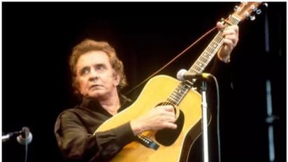 'ഞാനൊരു പ്രസ്ഥാനമല്ല, രാജ്യമാണ്' എന്ന് സ്വയം പറഞ്ഞ ജോണി ക്യാഷ്, അദ്ദേഹത്തിന്റെ സംഭവബഹുലമായ ജീവിതം