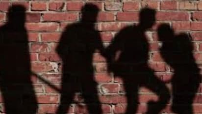 തമിഴ്നാട്ടിൽ ദളിത് യുവാവിനെ മർദ്ദിക്കുകയും ദേഹത്ത് മൂത്രമൊഴിക്കുകയും ചെയ്ത സംഭവം, നാല് പേർ അറസ്റ്റിൽ