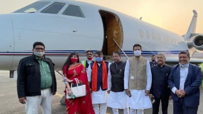 ಮಮತಾಗೆ ಮತ್ತೊಂದು ಹೊಡೆತ; ಬಿಜೆಪಿ ಸೇರಲು ಐವರು TMC ನಾಯಕರು ದೆಹಲಿಗೆ!