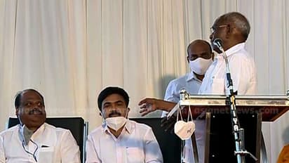 അറക്കുന്നതിന് മുമ്പ് പിടയ്ക്കേണ്ട കാര്യമില്ല, ജോസിനെ സാക്ഷി നിർത്തി കാപ്പനെ വിമർശിച്ച് എം എം മണി