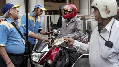 చుక్కలు చూపిస్తున్న పెట్రో ధరలు.. వరుసగా 4వ రోజు కూడా ఇంధన ధరల పెంపు..