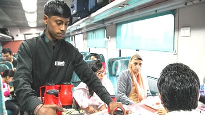 वैलेंटाइन डे ही नहीं, फरवरी में होने वाले हैं ये जरुरी काम, अभी से कैलेंडर पर मार्क कर लें तारीख