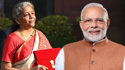 സ്വകാര്യവത്കരണത്തിന് വേഗം നൽകി ബജറ്റ്, സർക്കാരിന് കടമെടുക്കാതെ മുന്നോട്ട് പോകാനാവാത്ത അവസ്ഥ