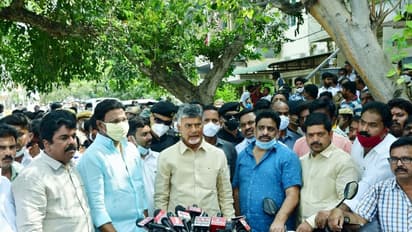 టీడీపీ నేత పట్టాబిపై దుండగుల దాడి: జగన్ సర్కార్కి బాబు వార్నింగ్