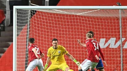 সাউদাম্পটনকে গোলের মালা ম্যান ইউয়ের, ইপিএলের ইতিহাসে নজির গড়ল রেড ডেভিলসরা