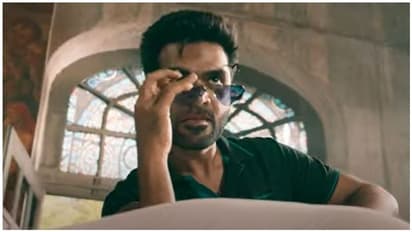 சிம்பு பிறந்தநாளில் ... ஒரே நேரத்தில் 5 மொழிகளில் வெளியான மாநாடு டீசர்!