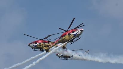 অখণ্ডতা রক্ষায় তৈরি ভারত, Aero India Show-র মঞ্চ থেকে চিন আর পাকিস্তানকে নিশানা রাজনাথের