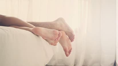 sexual Problems : 'സെക്സ് ബോറടി'; എങ്ങനെ പങ്കാളിയോട് തുറന്നുപറയാം?