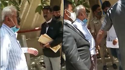 Writer KS Bhagwan attacked with ink by woman advocate in court for speaking against 'Hindu' deities