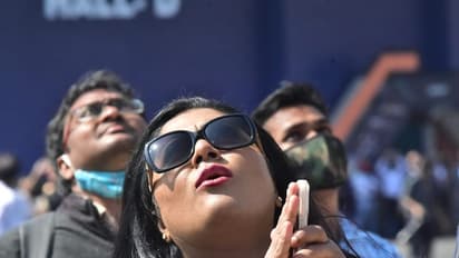 Aero India 2021 :  ಬಾನಂಗಳದಲ್ಲಿ ಹಾರಿದ ಲೋಹದ ಹಕ್ಕಿಗಳ ನೋಡಿ   ಮಕ್ಕಳ ಸಂಭ್ರಮ