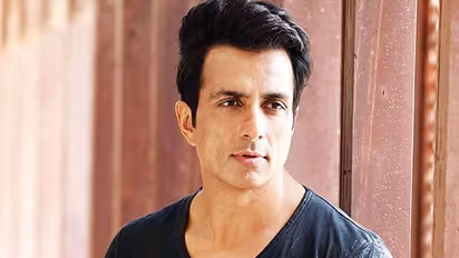 మహాశివరాత్రి సందర్భంగా ట్రోల్స్ కి గురైన రియల్ హీరో సోనూసూద్