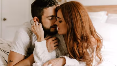 ಮಾನಸಿಕ ಬಂಧವನ್ನು ಗಟ್ಟಿಗೊಳಿಸುವ ದೈಹಿಕ ಸಂಬಂಧ ಸುದೀರ್ಘವಾಗಿ ಹೊಂದದಿದ್ದರೇನಾಗುತ್ತೆ?