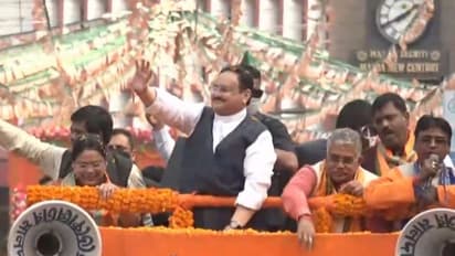 प. बंगाल: जेपी नड्डा के रोड शो में उमड़ा जनसैलाब, पूरा शहर जय श्री राम के नारों से गूंज उठा, देखें Photos