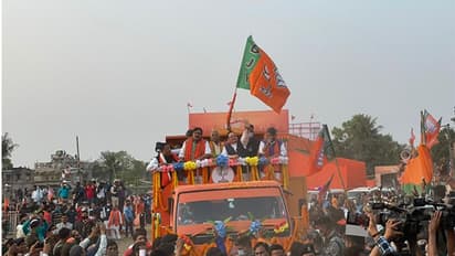 बीजेपी की परिवर्तन यात्रा का आगाज, पश्चिम बंगाल में 294 विधानसभा क्षेत्रों में दौड़ेगा रथ, जानें रूट