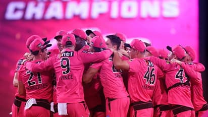 BBL: மெல்பர்ன் ரெனெகேட்ஸை அசால்ட்டா ஊதித்தள்ளிய சிட்னி சிக்ஸர்ஸ் அபார வெற்றி 