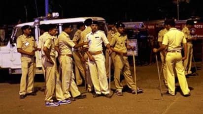 ഗുജറാത്ത് വഡോദരയിൽ ദീപാവലി പടക്കം പൊട്ടിച്ചതിന്റെ പേരിൽ വർഗീയ സംഘർഷം; 19 പേരെ കസ്റ്റഡിയില്