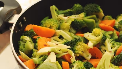 വെജിറ്റേറിയന്‍ ഡയറ്റ് പിന്തുടരുന്നവര്‍ ഭക്ഷണത്തില്‍ ശ്രദ്ധിക്കേണ്ട ഒരു പ്രധാന വിഷയം...