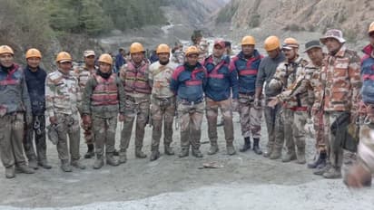 ಉತ್ತರಾಖಂಡ್ ದುರಂತ, 16 ಮಂದಿ ಜೀವ ಉಳಿಸಿದ ಮೊಬೈಲ್ ಸಿಗ್ನಲ್!