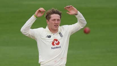 'ഇന്ത്യയുടേത് പരിഹാസ്യമായ ദേശീയഗാനം'; റോബിന്സണ് പകരം ഇംഗ്ലീഷ് ടീമിലെത്തിയ ബെസ്സും ചില്ലറക്കാരനല്ല